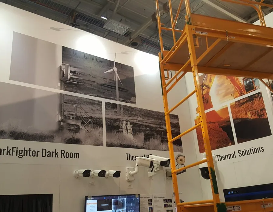 Large format trade show booth wall graphics installed in Dallas